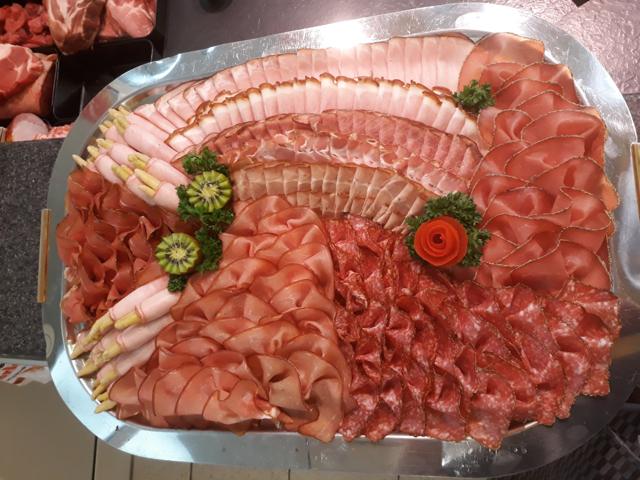 Kalte Wurstplatte vom Partyservice