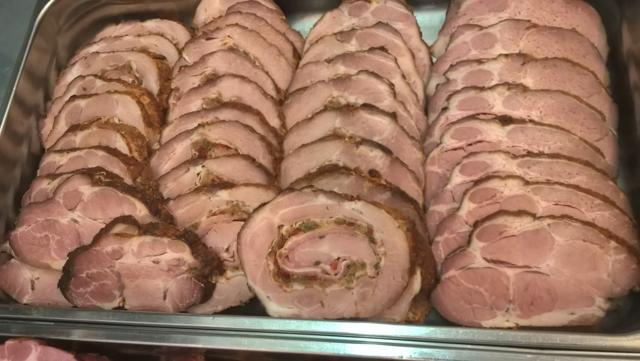 Spezialrollbraten